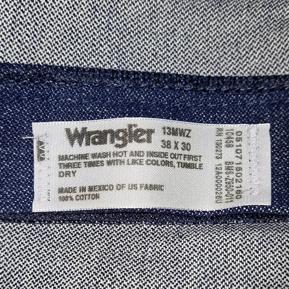 Wrangler Jeans Mens 38x30 Blue 13MWZ Straight Denim Pants Western Work Cowboy - Picture 5 of 9